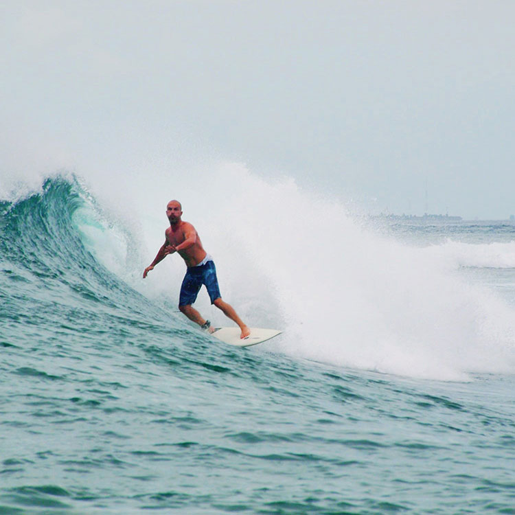 Surf lessons in Marbella